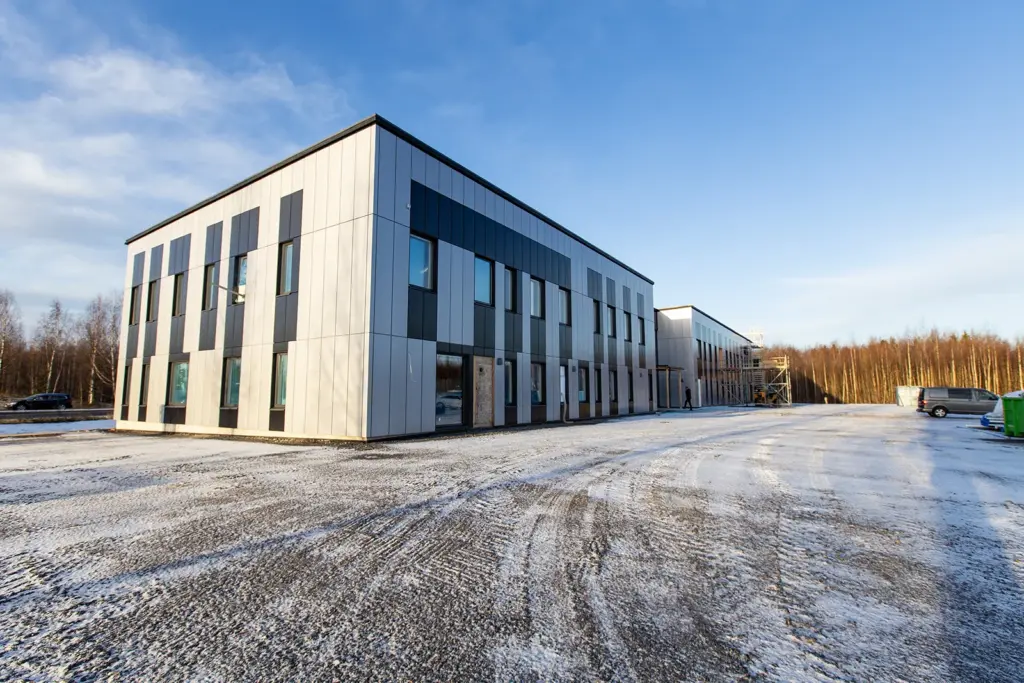 kiinteistötahkolan uudet toimitilat ulkokuvassa